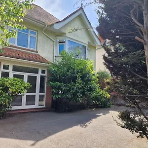 Great In A Beautiful And Cosy House , Bournemouth United Kingdom