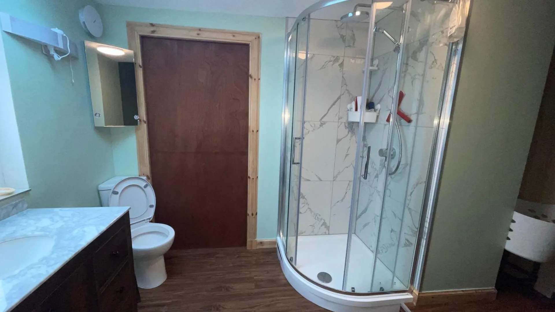 Lovely Double Room In Very Good Area Edinburgh Homestay